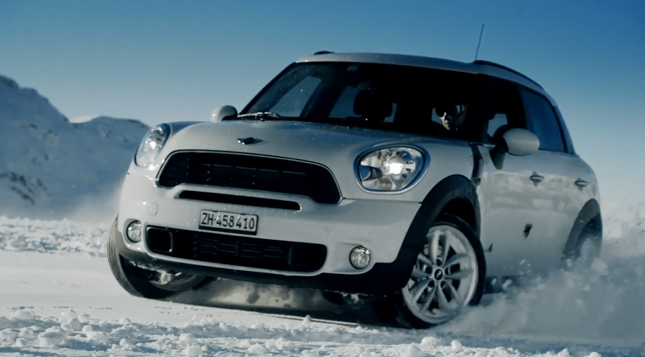 Eat Snow. MINI Countryman Carver.