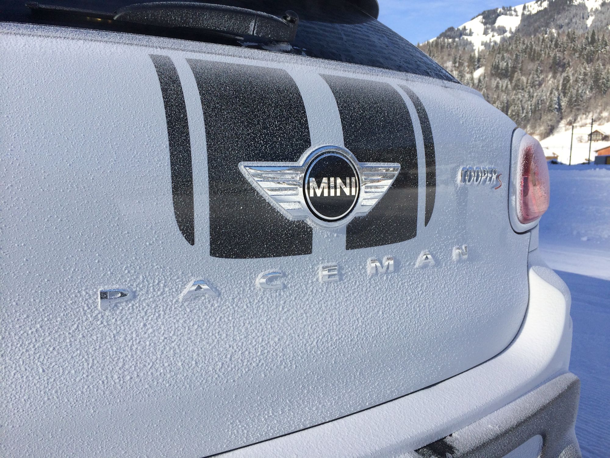 MINI Paceman im Schnee.