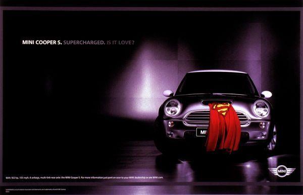 MINI Cooper S saugt Superman auf.