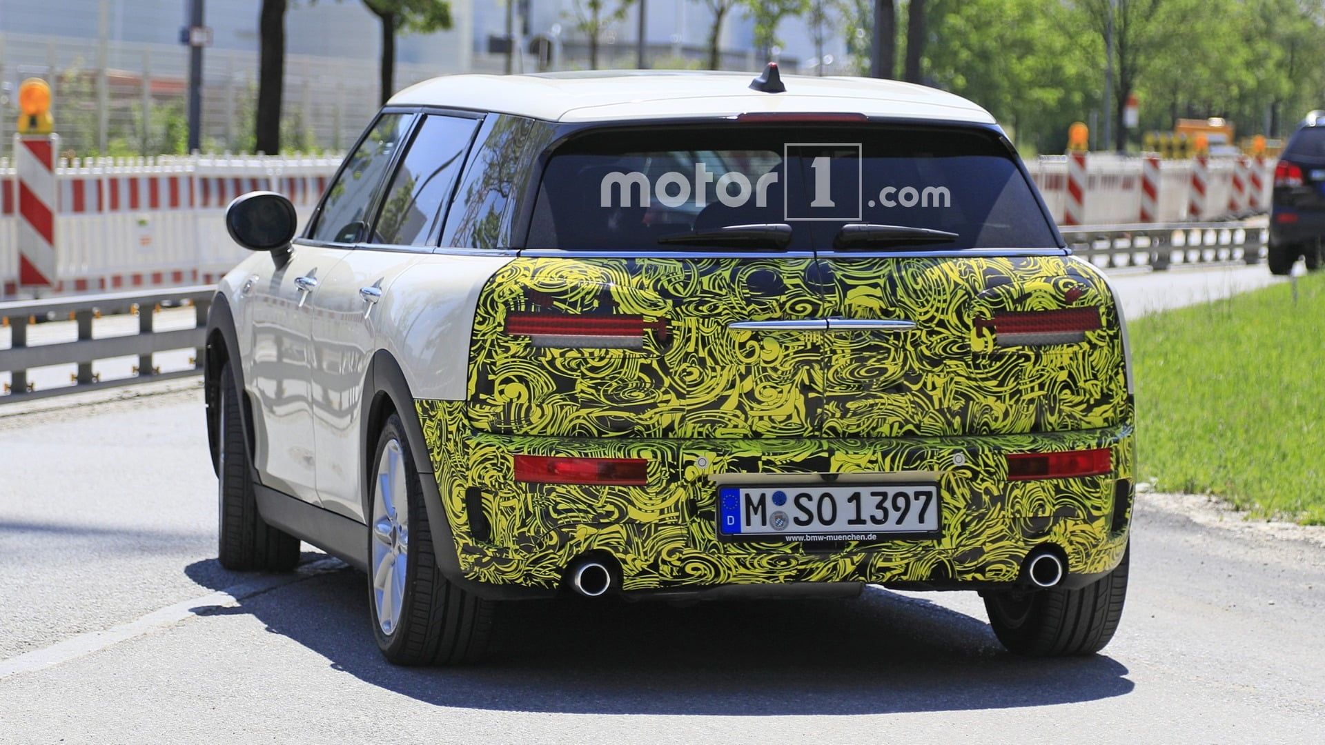 MINI Clubman 2019 Spy Foto Back