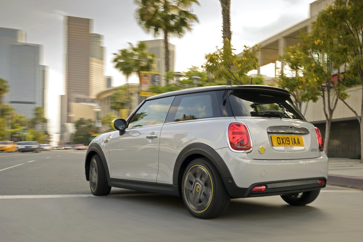 mini-cooper-se-07